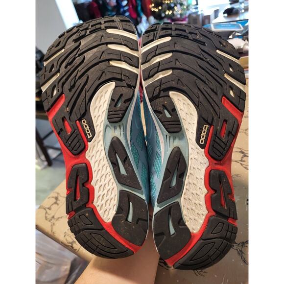Topo Athletic Womens size 8 Ultrafly 2 Running Shoe Sneaker Ice/Red Turquoise - Picture 6 of 6